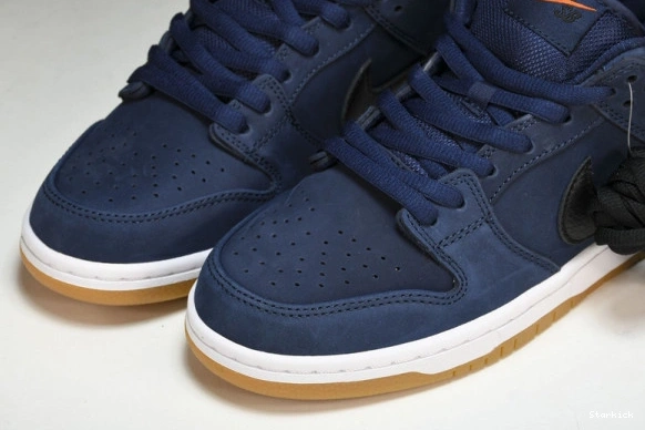 Dunk Black Navy  Gum SB CW7463-401 Nike Low 0226